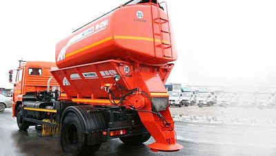 ko-829a1 КамАЗ-43253 Коммунальная машина зима-лето